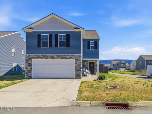 889 Old Towne Loop Drive, Seymour, TN 37865