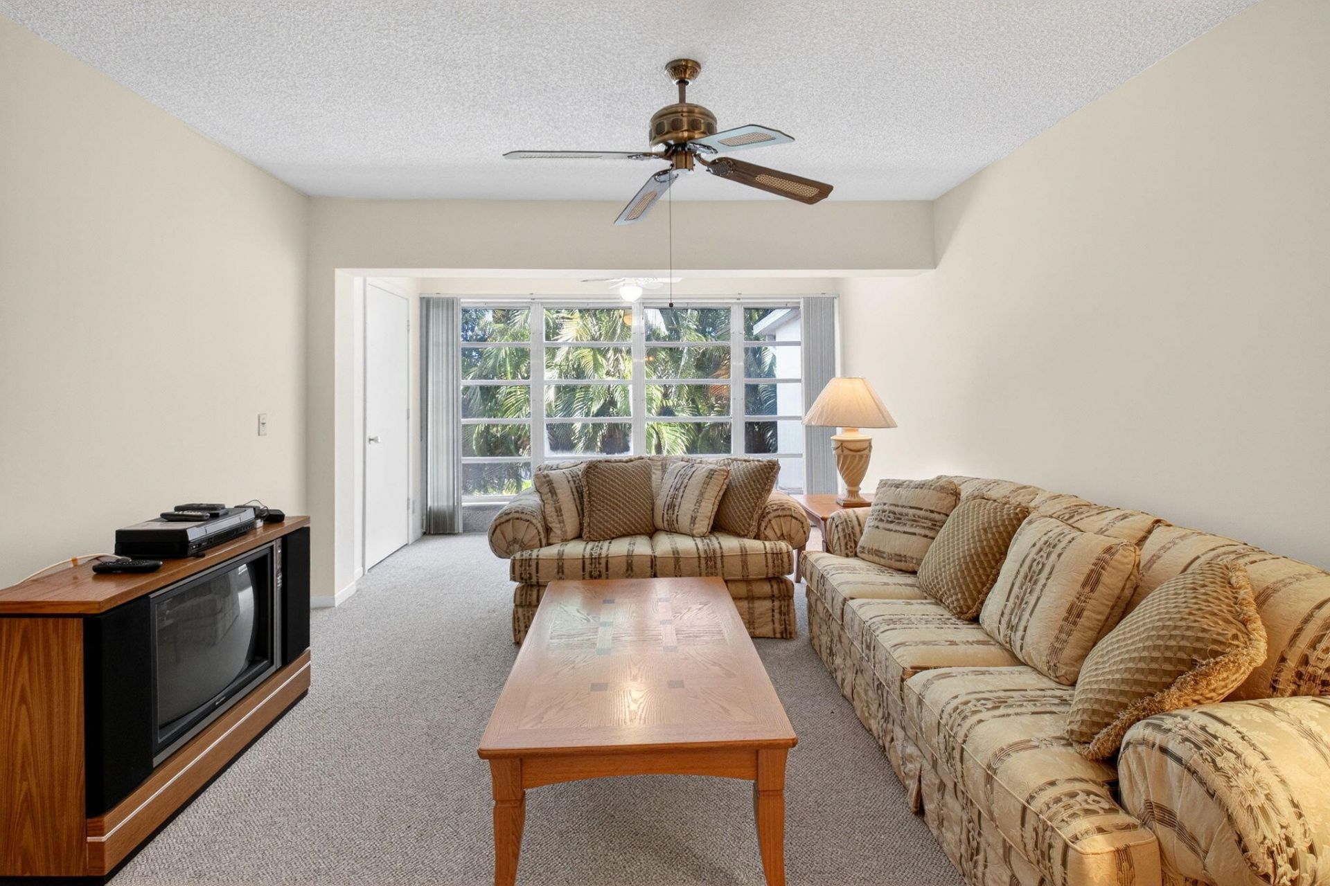 1150 Mahogany Way, Unit 203, Delray Beach, FL 33445 Photo