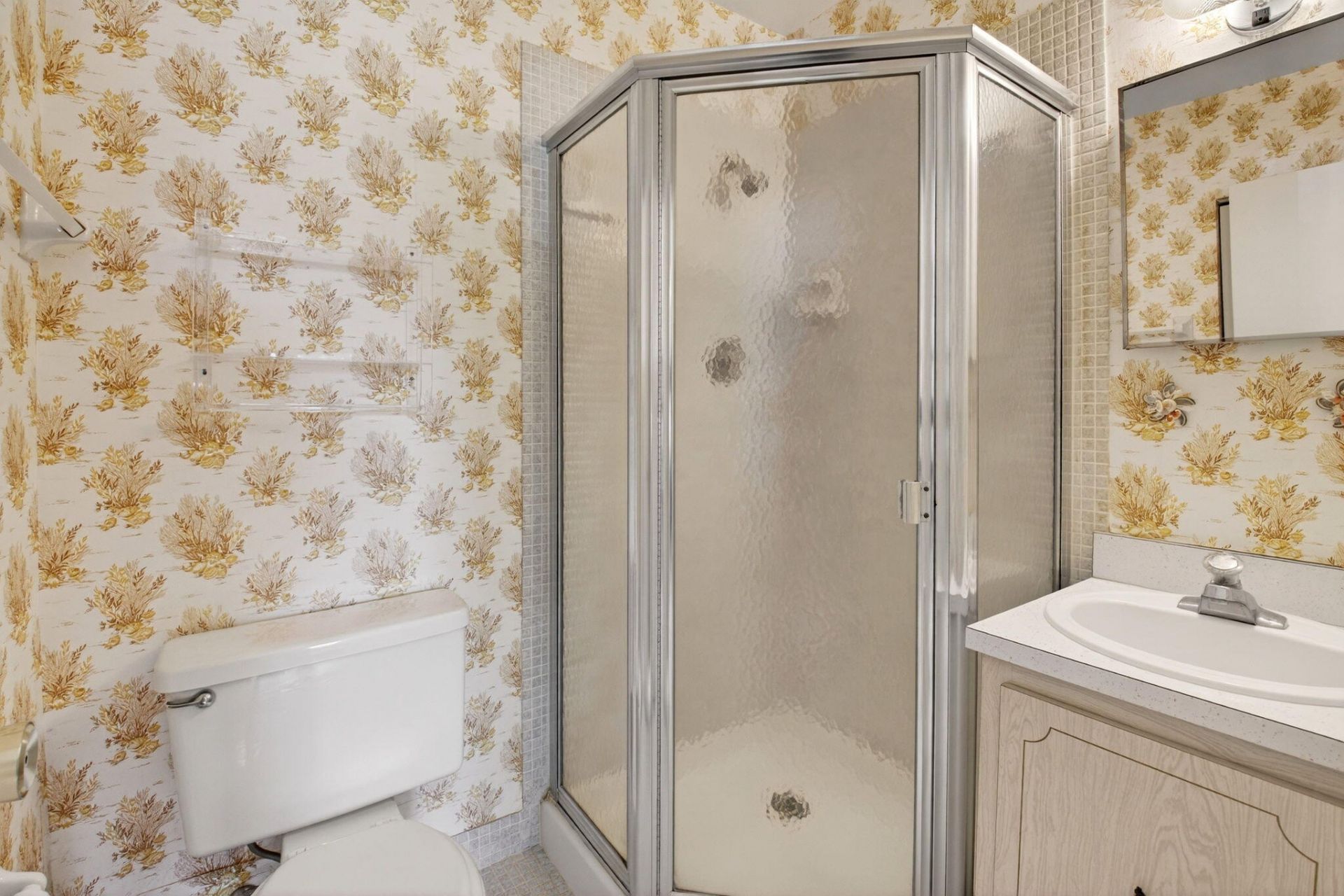 1150 Mahogany Way, Unit 203, Delray Beach, FL 33445 Photo