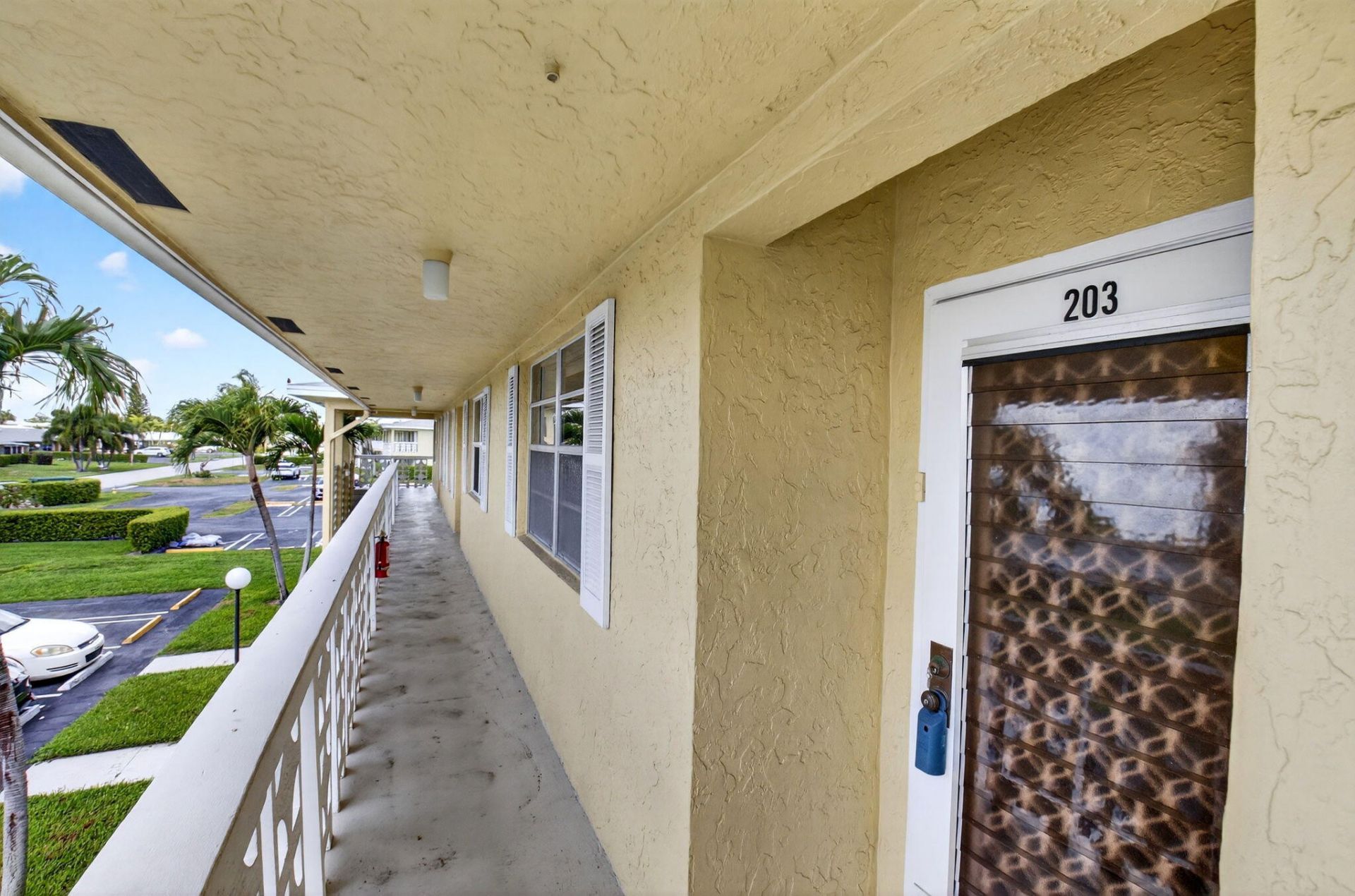 1150 Mahogany Way, Unit 203, Delray Beach, FL 33445 Photo