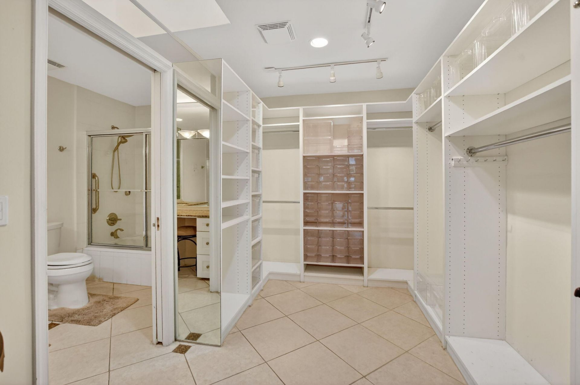 19830 Sawgrass Drive, Unit 301, Boca Raton, FL 33434 Photo