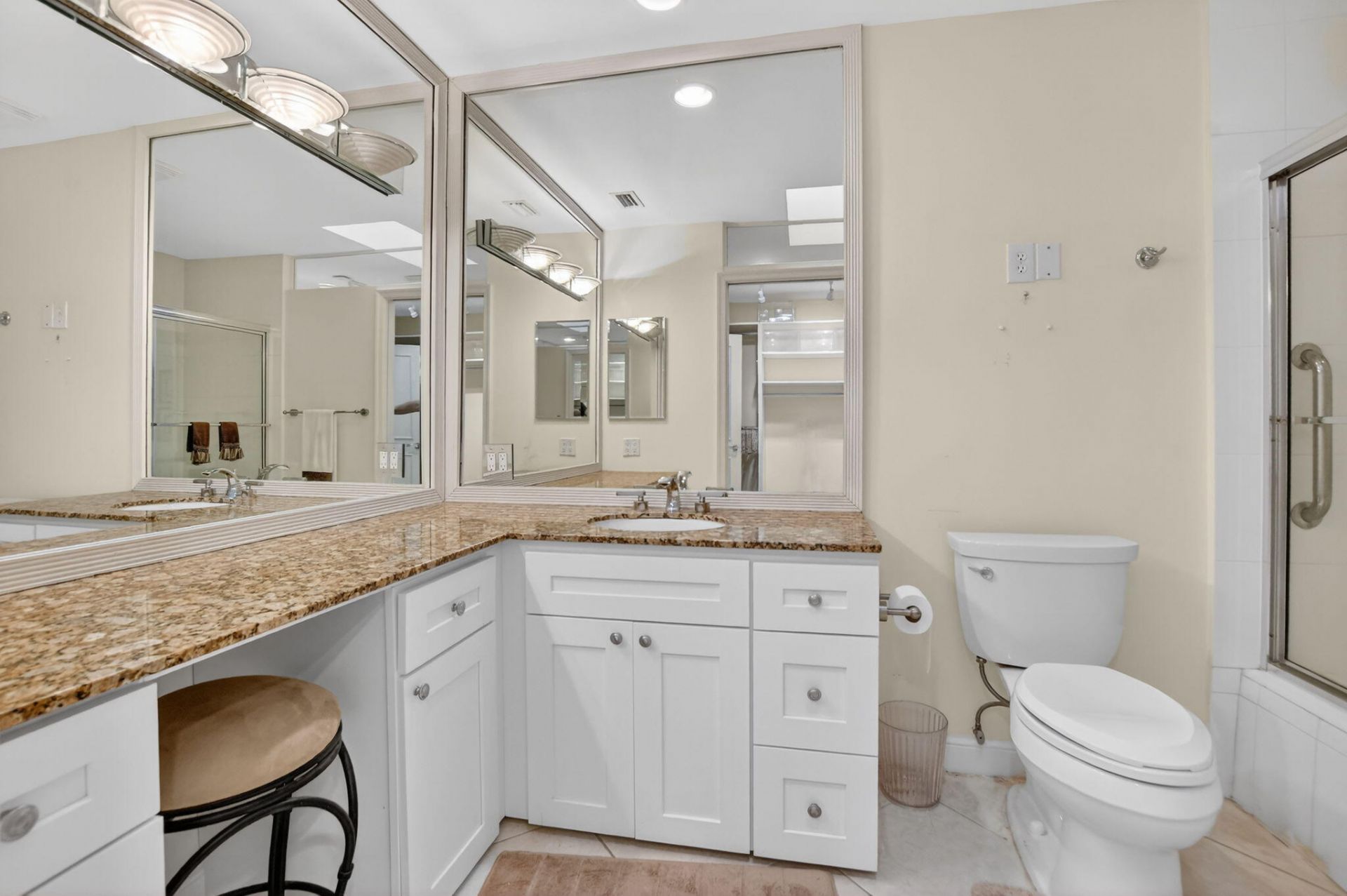 19830 Sawgrass Drive, Unit 301, Boca Raton, FL 33434 Photo