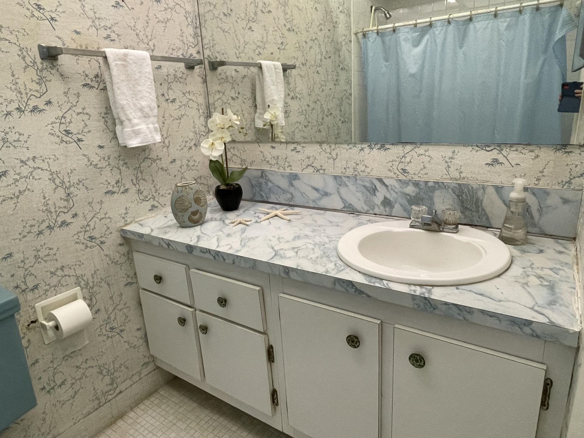 4629 Poinciana Street, Unit Apt 409, Lauderdale by the Sea, FL 33308 Photo