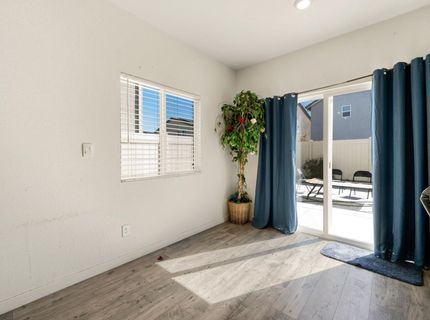 7664 Walpole Way, Elk Grove, CA 95758 Photo