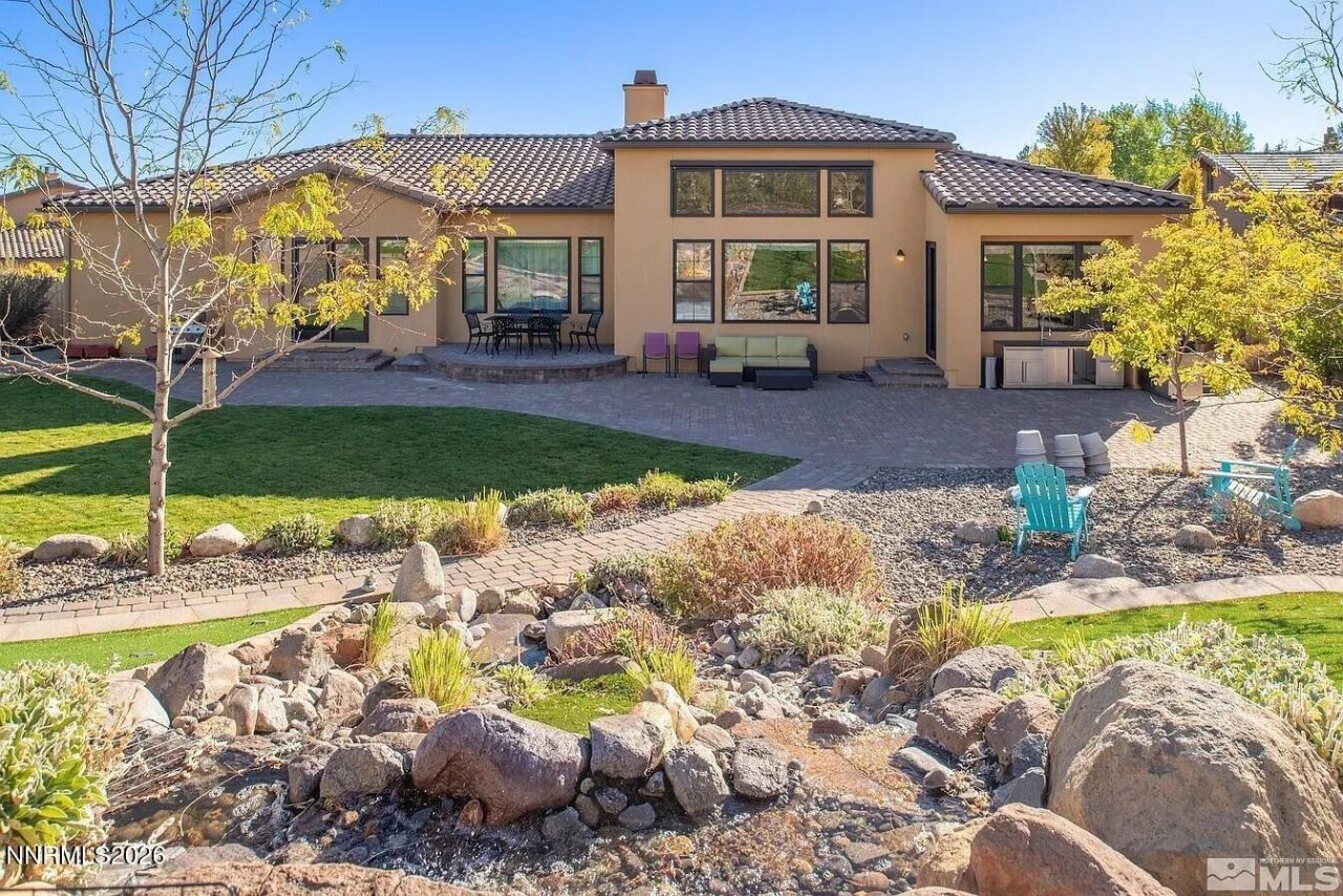 3945 Aspen, Reno, NV 89511 Photo