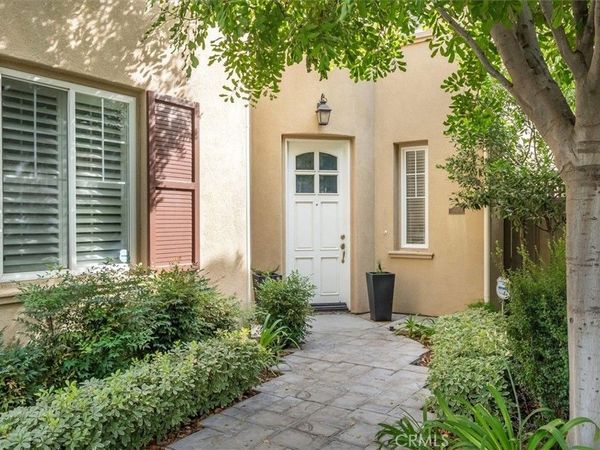 26910 Monterey, Valencia, CA 91355