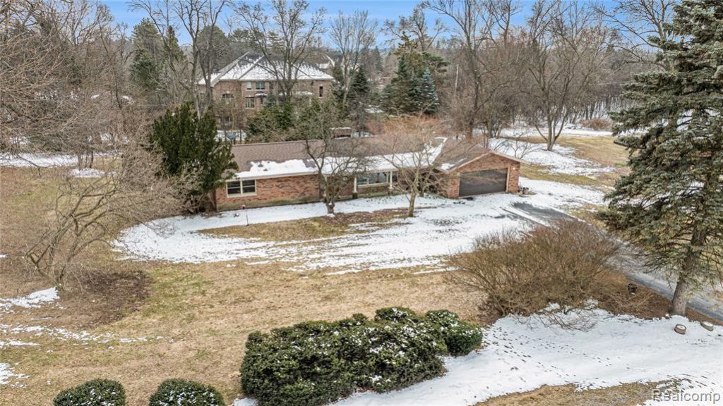 1085 Frankel Lane, Bloomfield Township, MI 48302 Main Photo