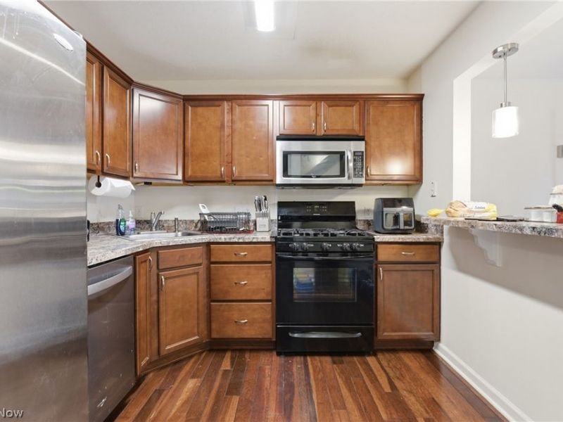 1101 Meadow Run, Copley, OH 44321 Photo 2