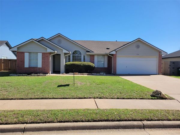 504 Orchard ST , Cedar Park, TX 78613