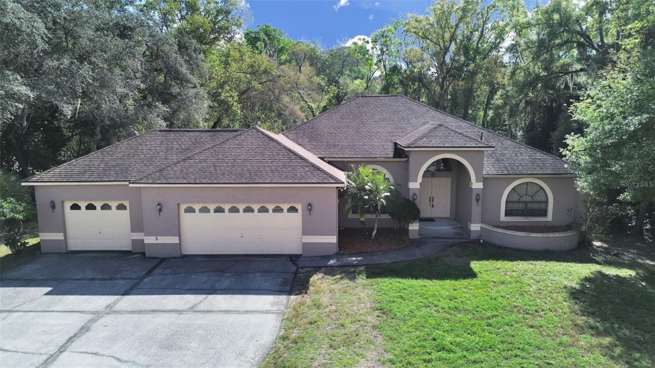 10330 Armadillo Court, New Port Richey, FL 34654 Main Photo