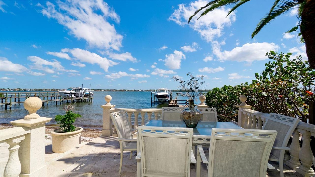 8213 Midnight Pass Road, Sarasota, FL 34242 Photo