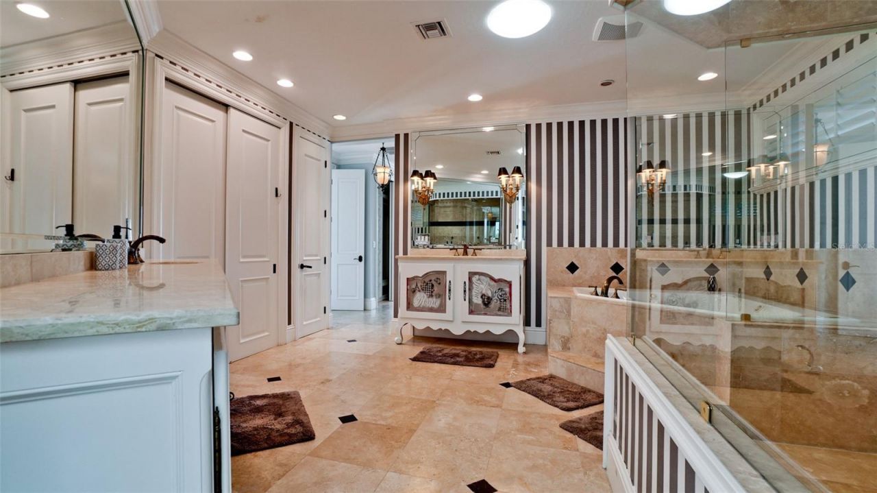 8213 Midnight Pass Road, Sarasota, FL 34242 Photo