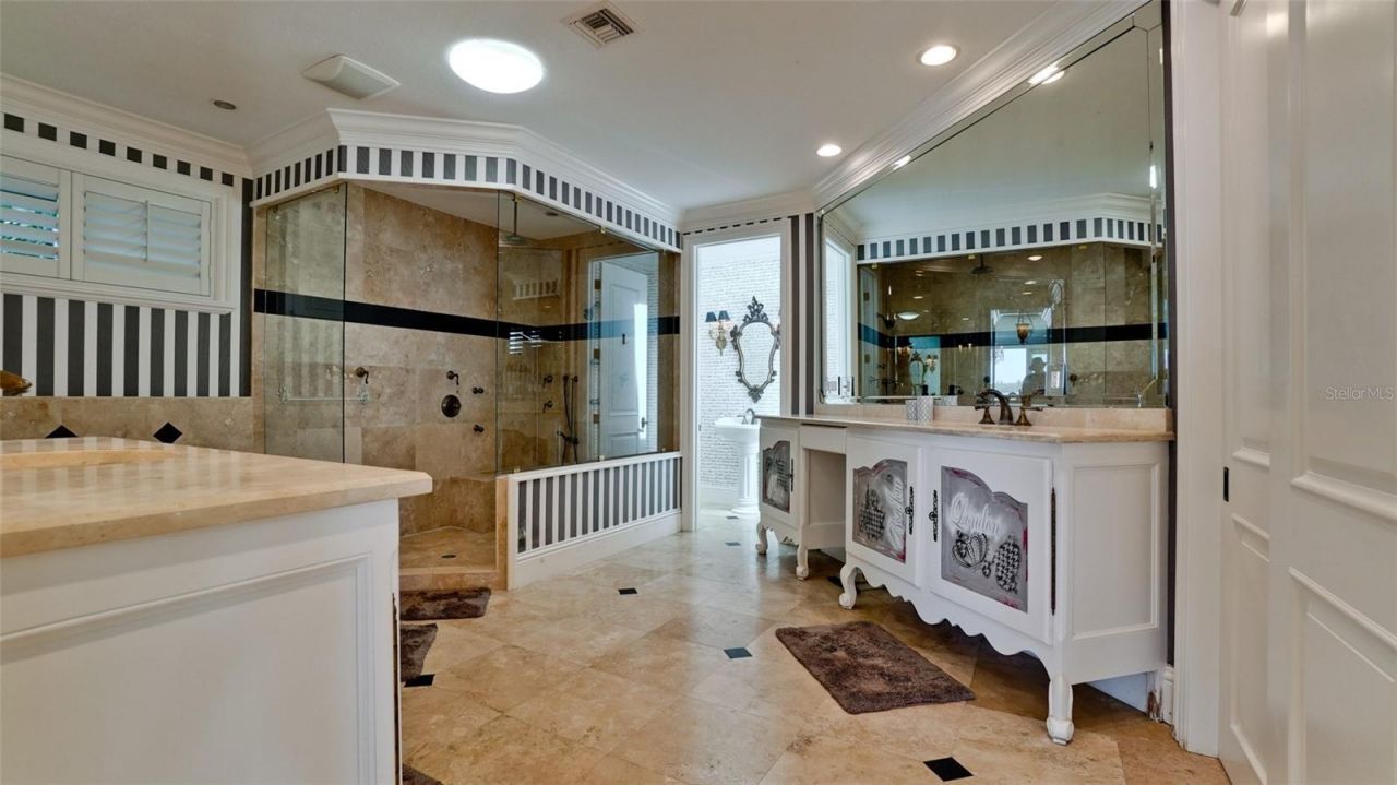 8213 Midnight Pass Road, Sarasota, FL 34242 Photo