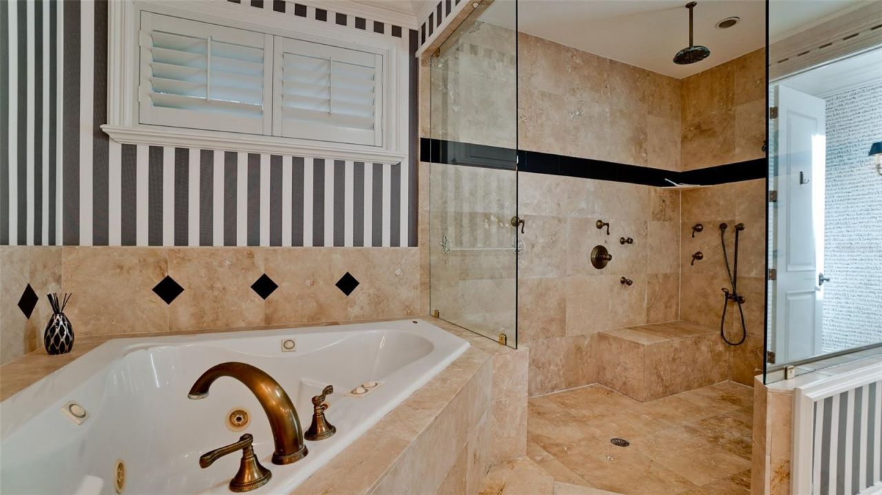 8213 Midnight Pass Road, Sarasota, FL 34242 Photo