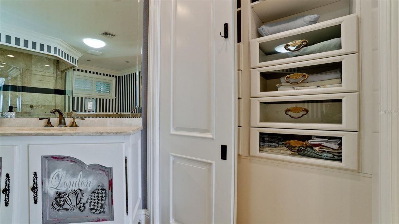 8213 Midnight Pass Road, Sarasota, FL 34242 Photo