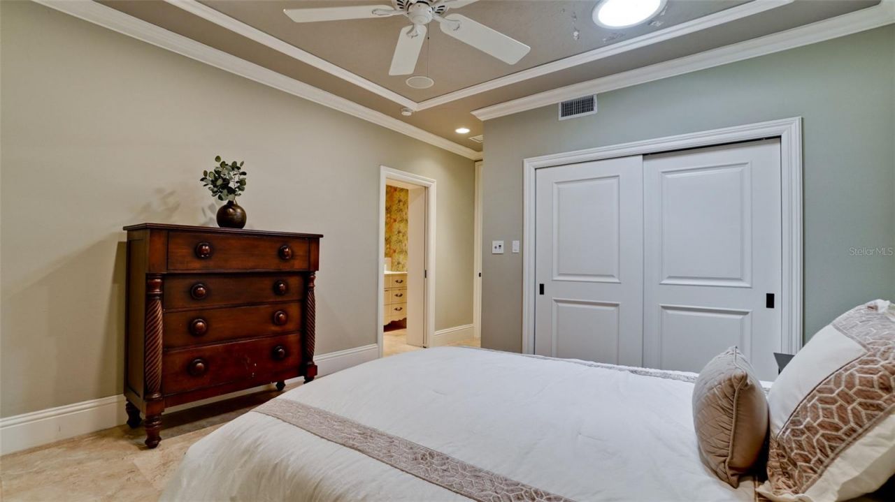 8213 Midnight Pass Road, Sarasota, FL 34242 Photo