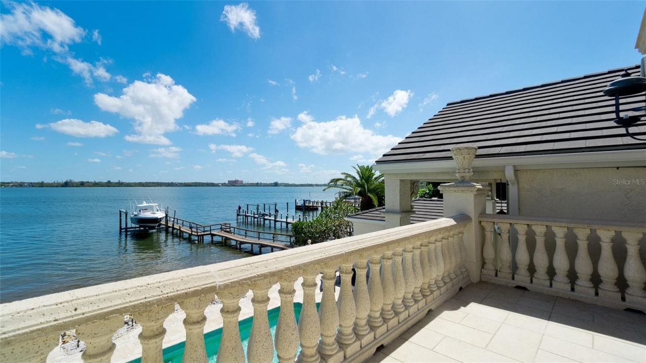 8213 Midnight Pass Road, Sarasota, FL 34242 Photo