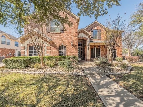 92 Monticello Drive, Mansfield, TX 76063