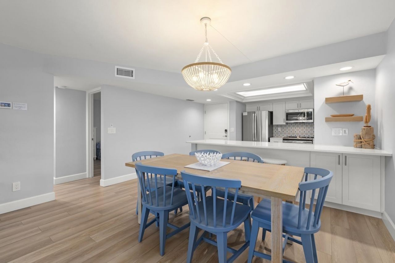 1919 Olde Middle Gulf Dr, Unit 401, Sanibel, FL 33957 Photo