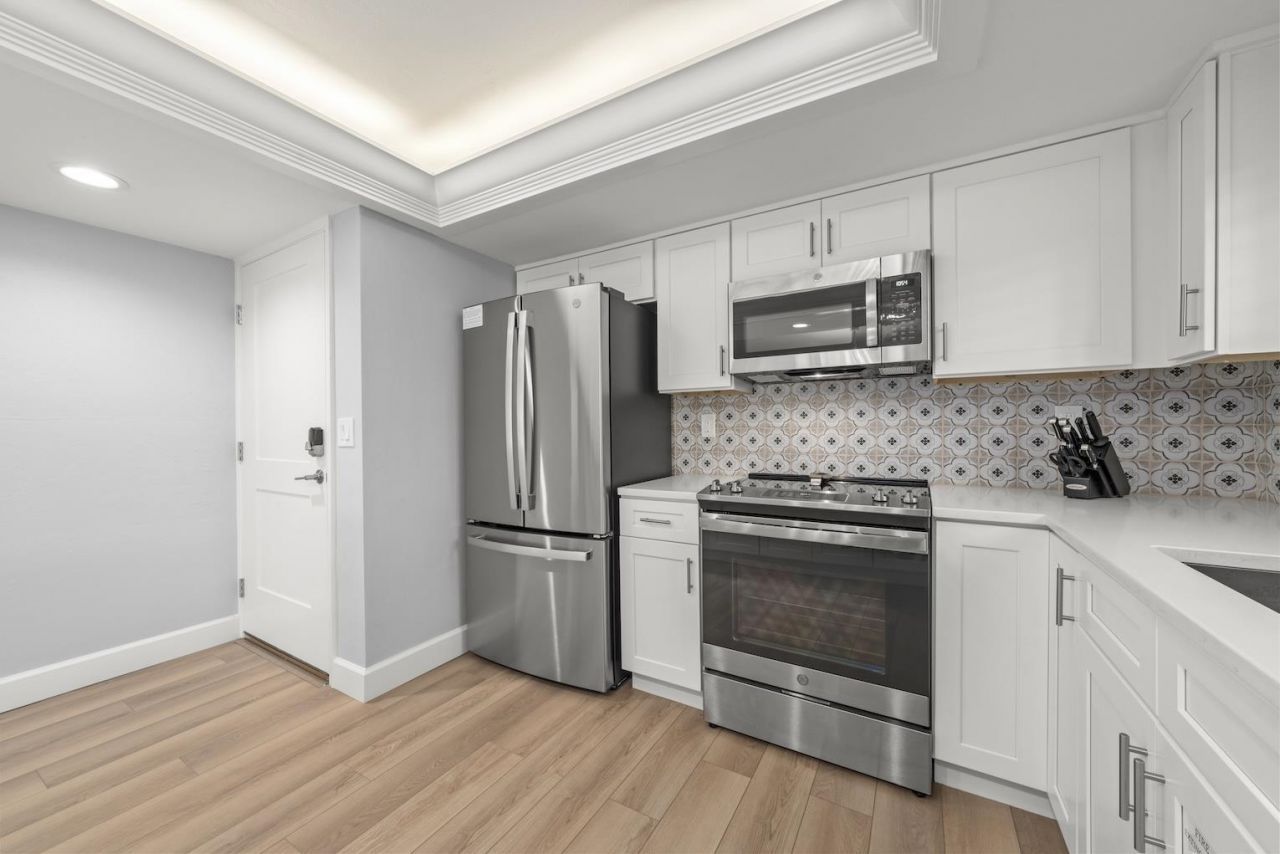 1919 Olde Middle Gulf Dr, Unit 401, Sanibel, FL 33957 Photo