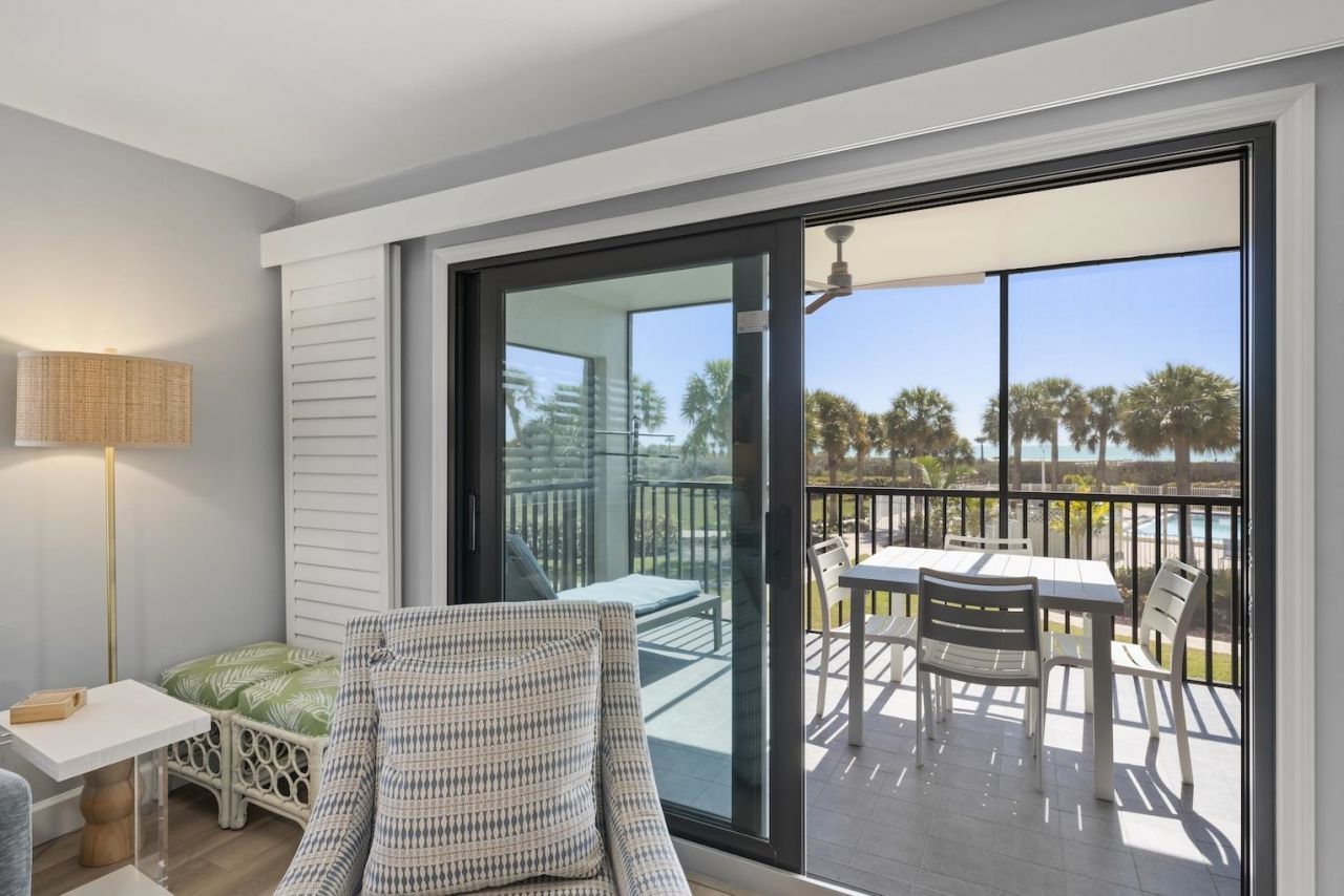 1919 Olde Middle Gulf Dr, Unit 401, Sanibel, FL 33957 Photo