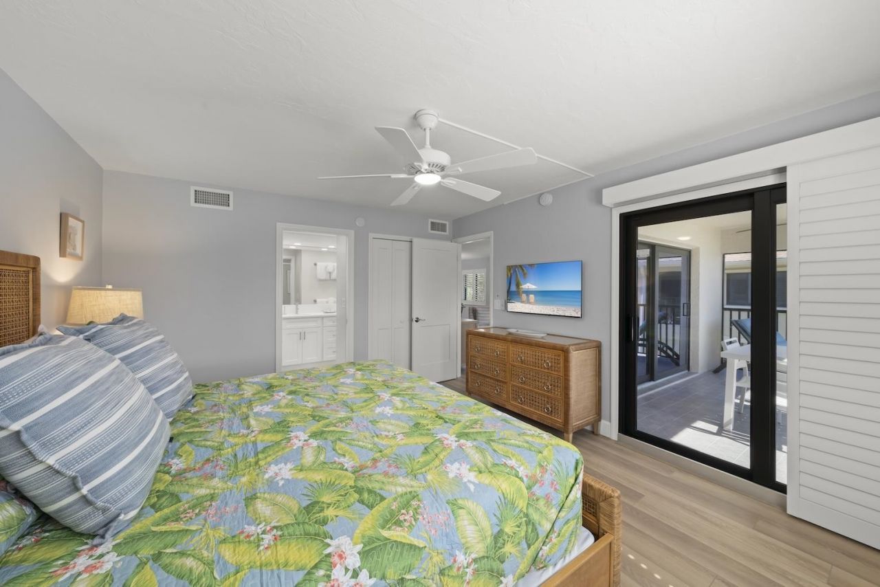 1919 Olde Middle Gulf Dr, Unit 401, Sanibel, FL 33957 Photo