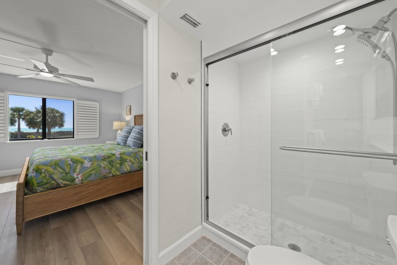 1919 Olde Middle Gulf Dr, Unit 401, Sanibel, FL 33957 Photo