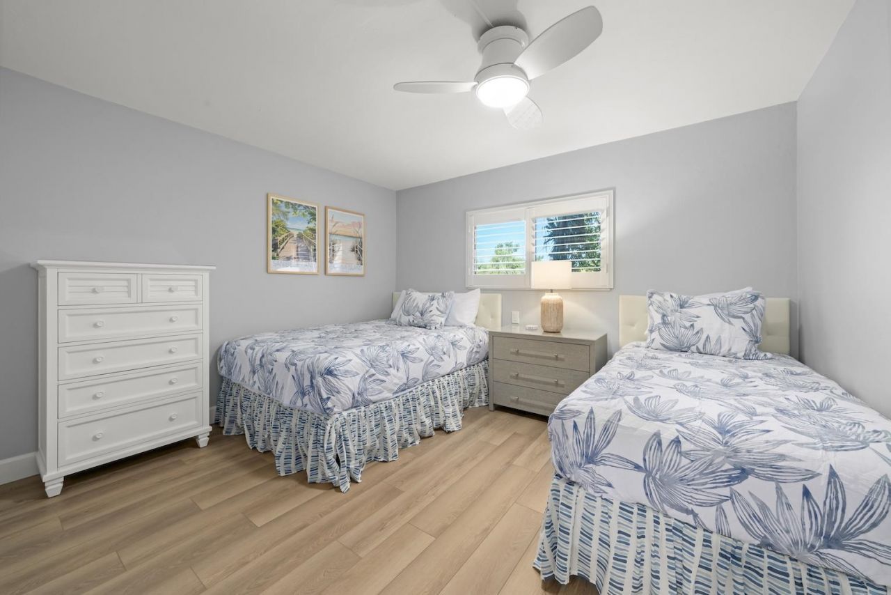 1919 Olde Middle Gulf Dr, Unit 401, Sanibel, FL 33957 Photo