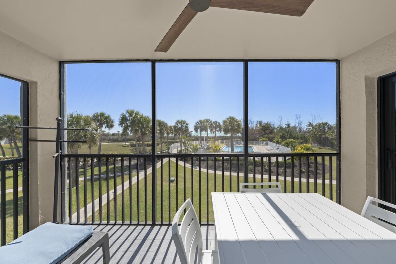 1919 Olde Middle Gulf Dr, Unit 401, Sanibel, FL 33957 Photo