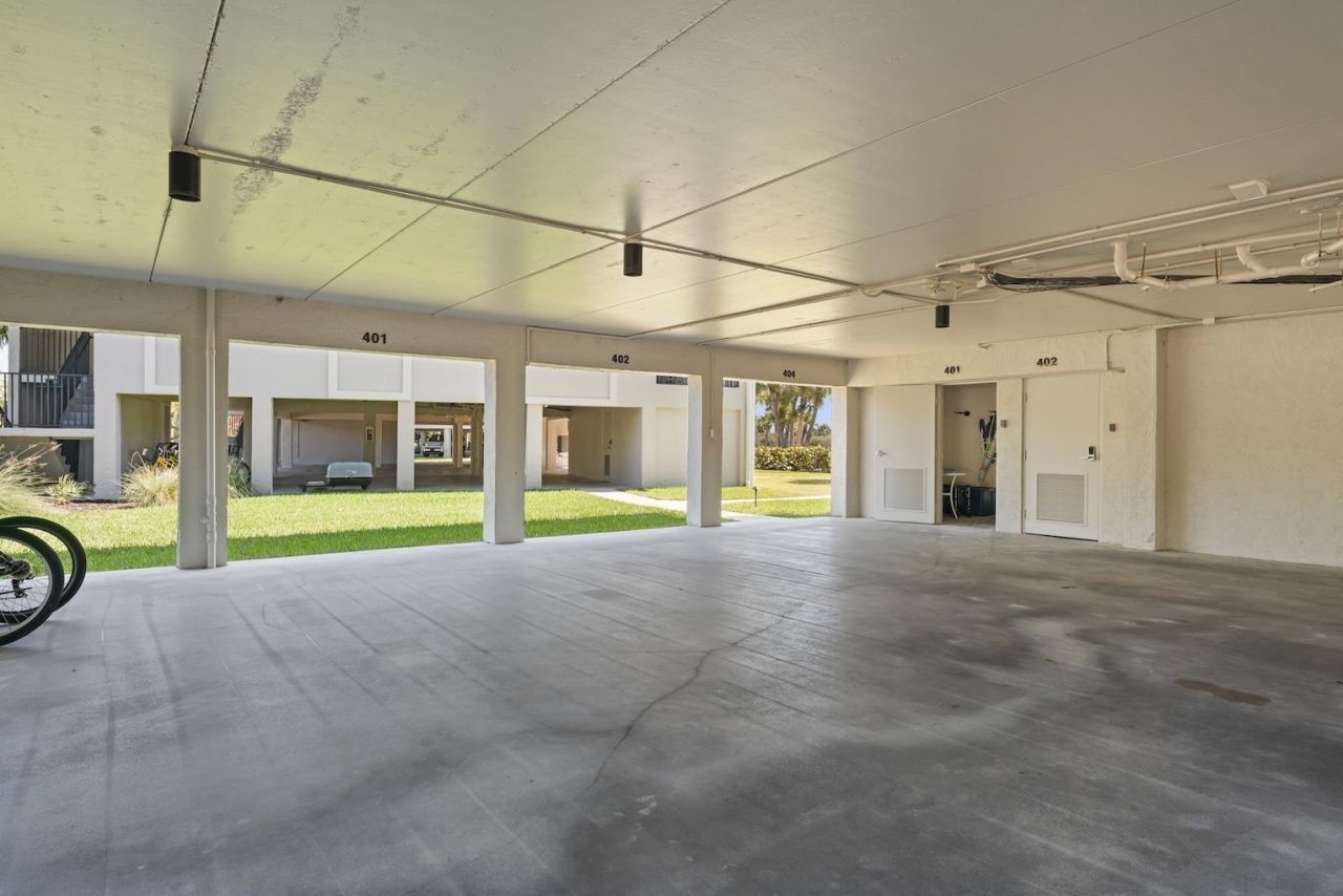 1919 Olde Middle Gulf Dr, Unit 401, Sanibel, FL 33957 Photo