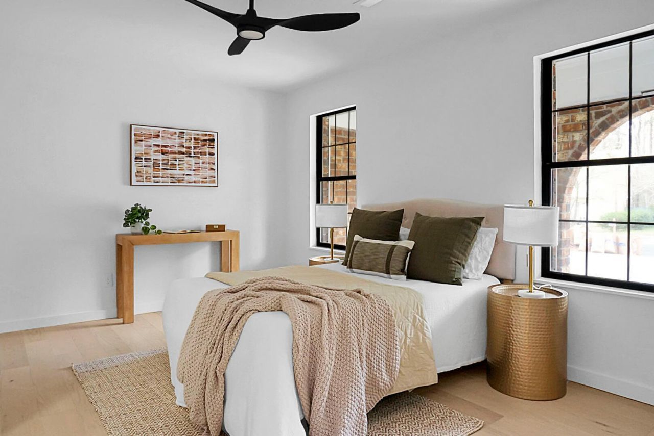 104 Iron Road Photo 13