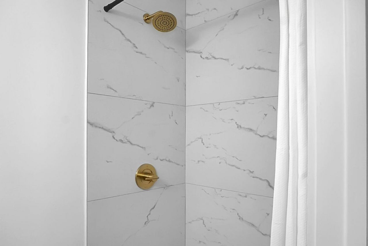 104 Iron Road Photo 17