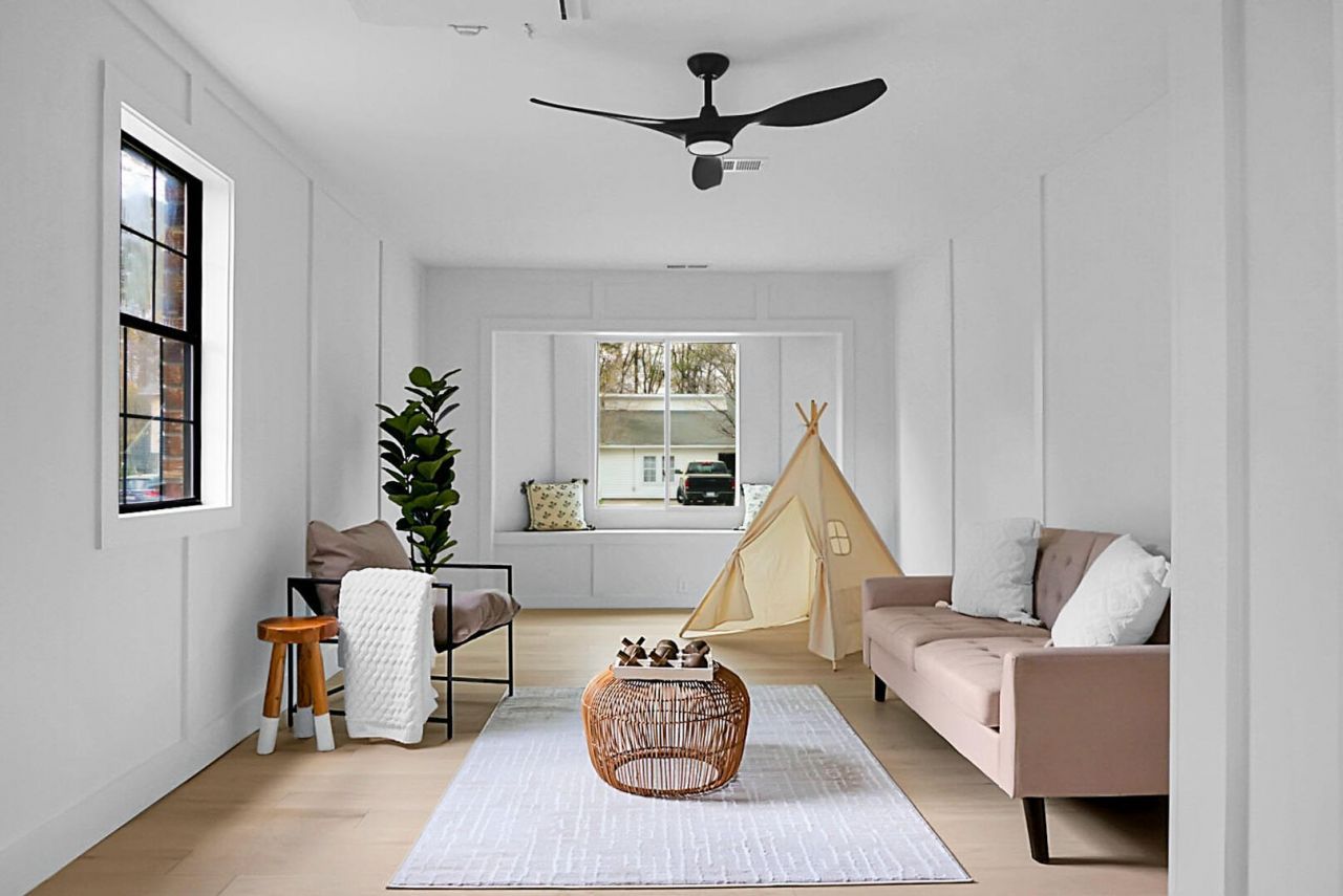 104 Iron Road Photo 22