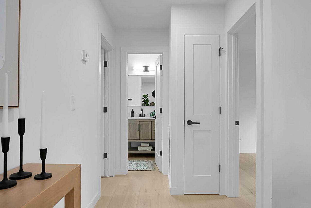 104 Iron Road Photo 25