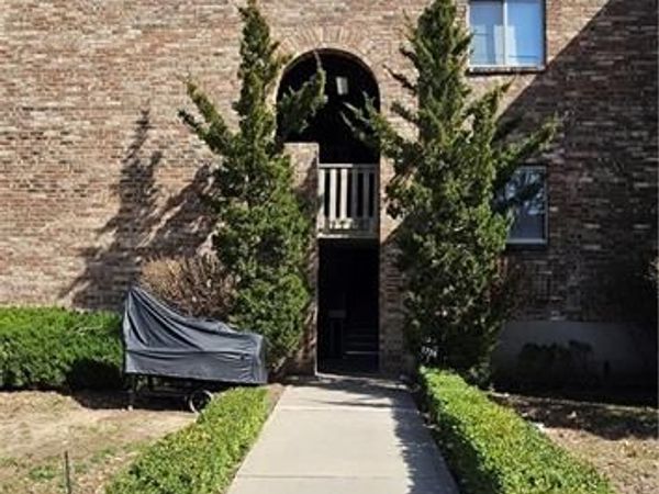 1716 E 97th Street, Unit A, Kansas City, MO 64131