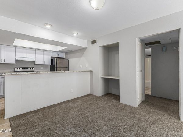 1920 W LINDNER Avenue, Unit 210, Mesa, AZ 85202