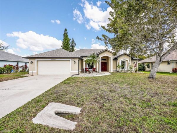 17221 Trappers DR, FORT MYERS, FL 33967