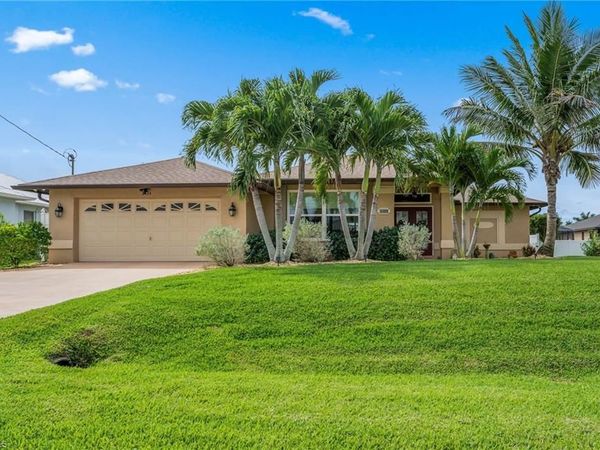 2114 SW 40th ST, CAPE CORAL, FL 33914