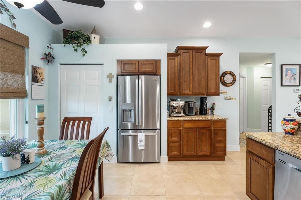 2114 SW 40th St, Cape Coral, FL 33914 Photo