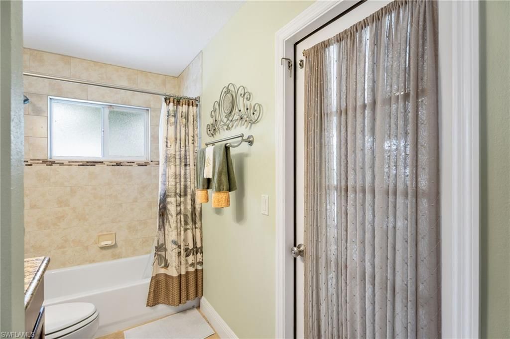 2114 SW 40th St, Cape Coral, FL 33914 Photo