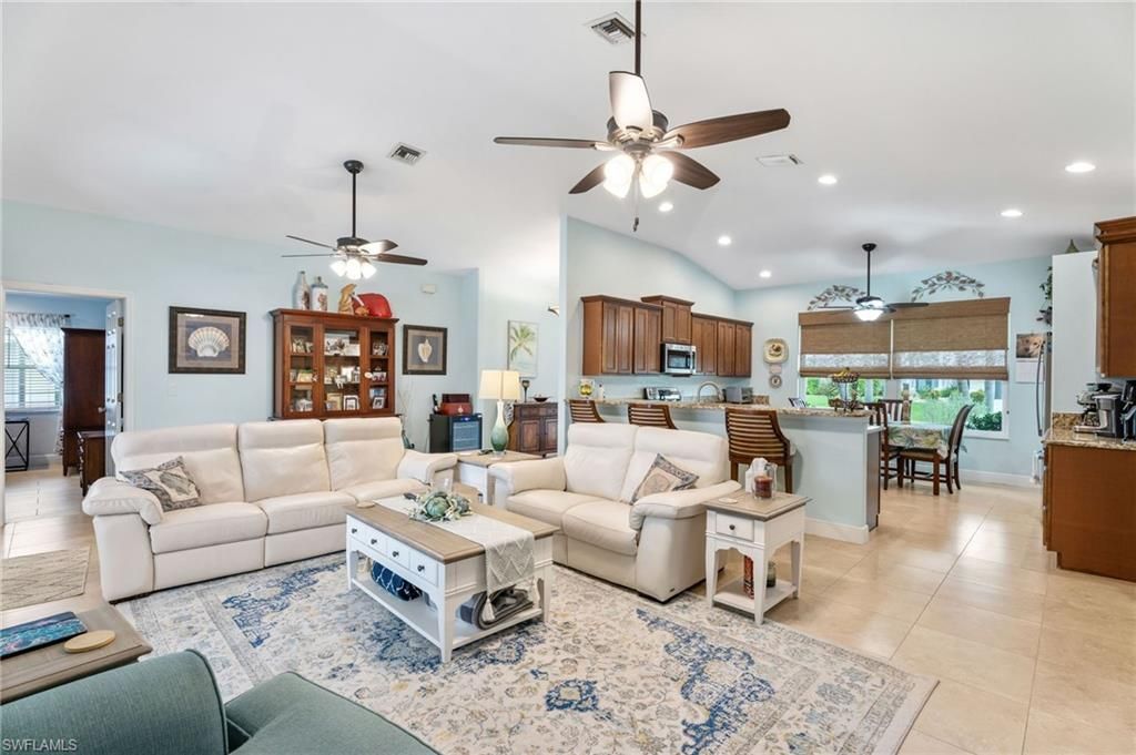 2114 SW 40th St, Cape Coral, FL 33914 Photo