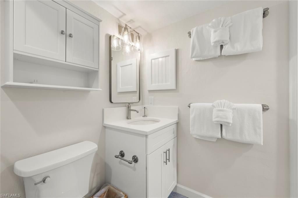 1919 Olde Middle Gulf Dr, Unit 401, Sanibel, FL 33957 Photo