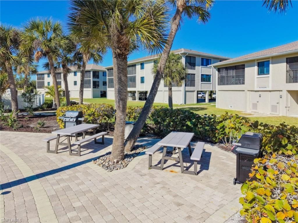 1919 Olde Middle Gulf Dr, Unit 401, Sanibel, FL 33957 Photo