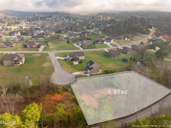 141 Tristan Court, Lenoir City, TN 37772