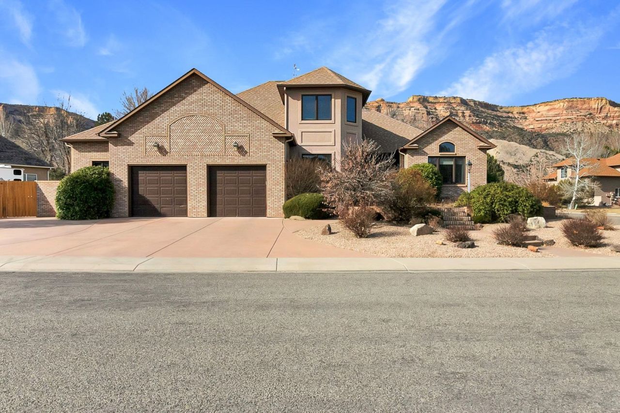 387 Cascada Drive Grand Junction, CO 81507