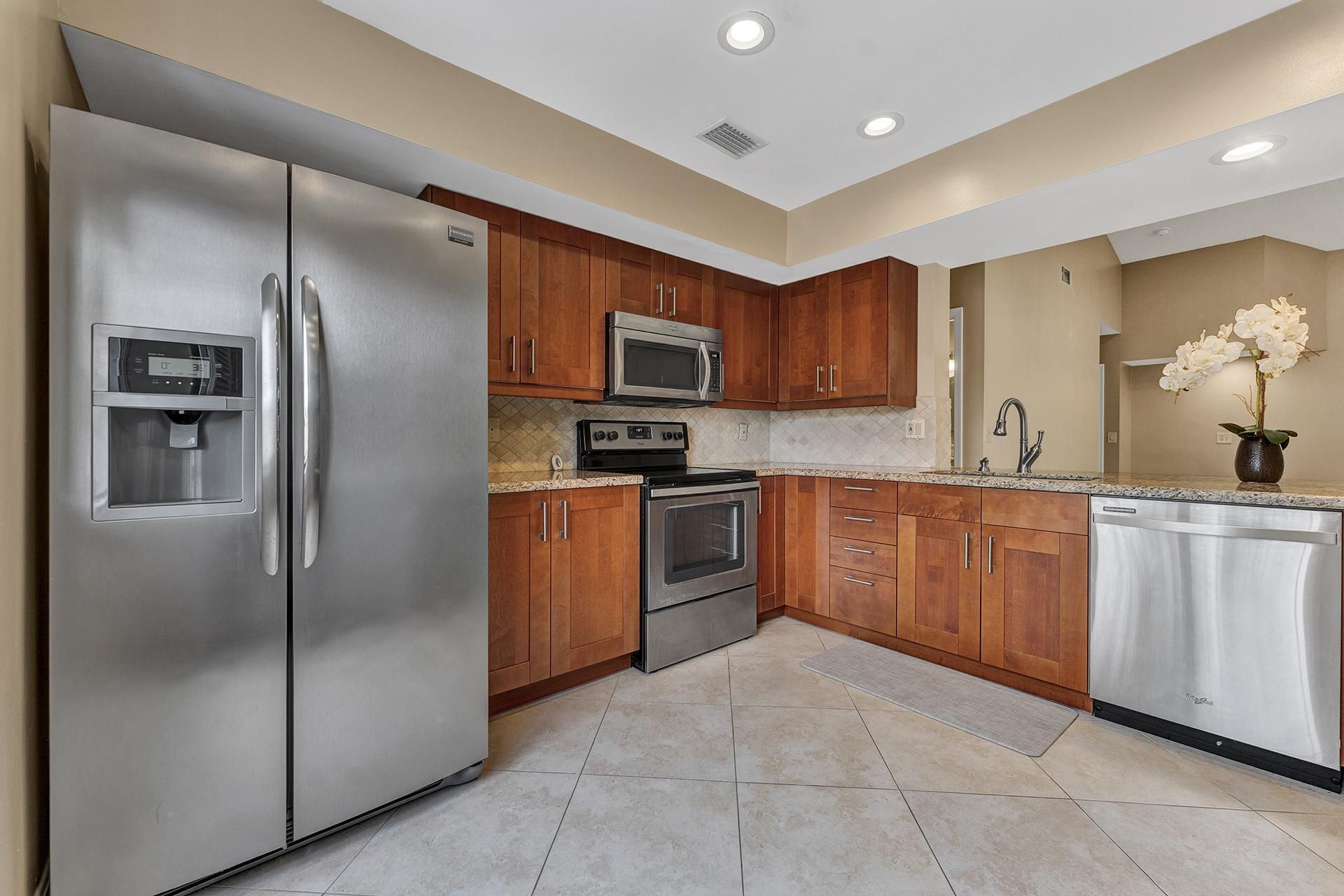 7888 Granada Place, Unit 904, Boca Raton, FL 33433 Photo