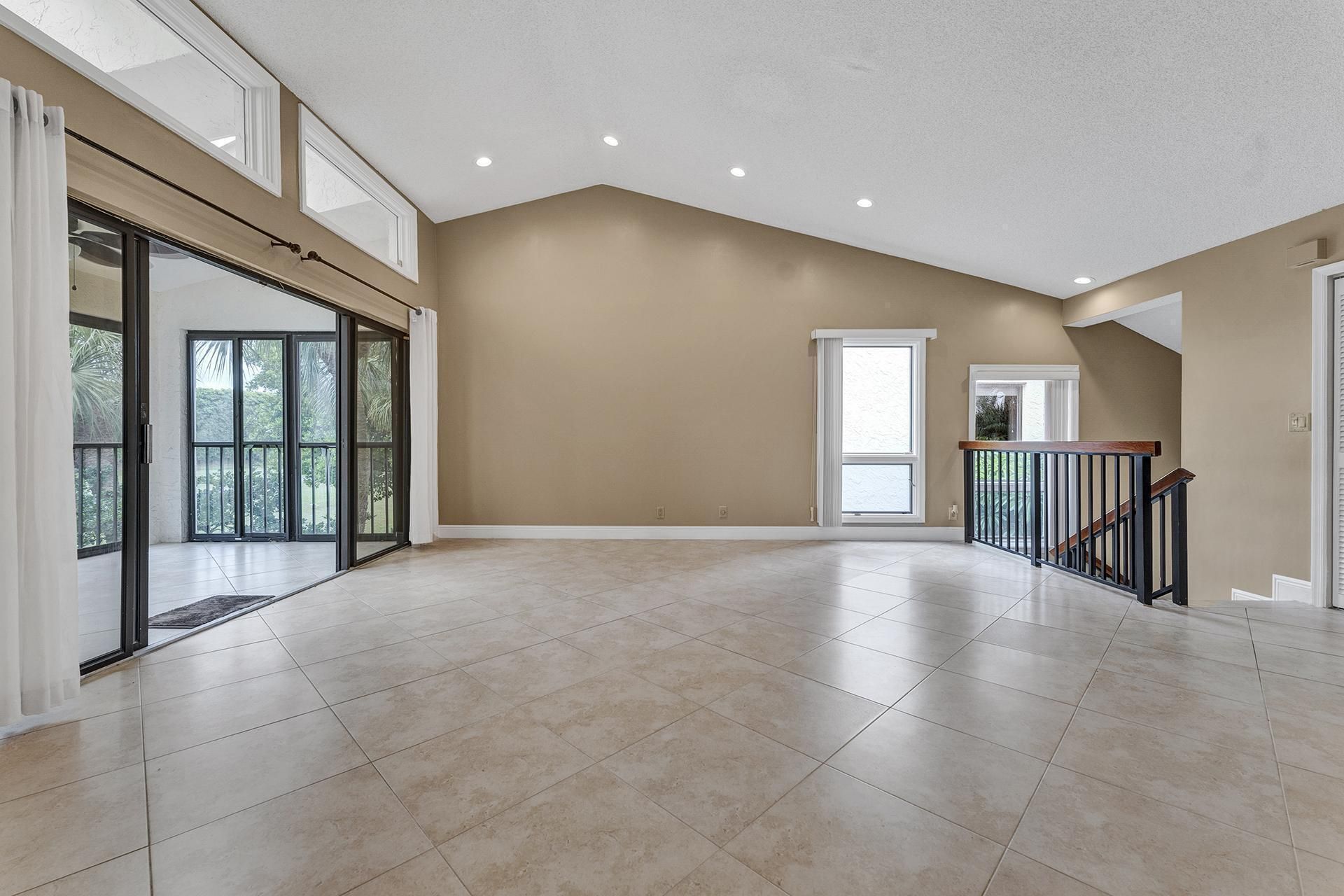 7888 Granada Place, Unit 904, Boca Raton, FL 33433 Photo