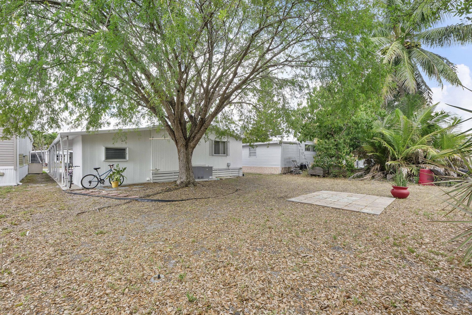 5490 SW 32nd Terrace, Fort Lauderdale, FL 33312 Photo