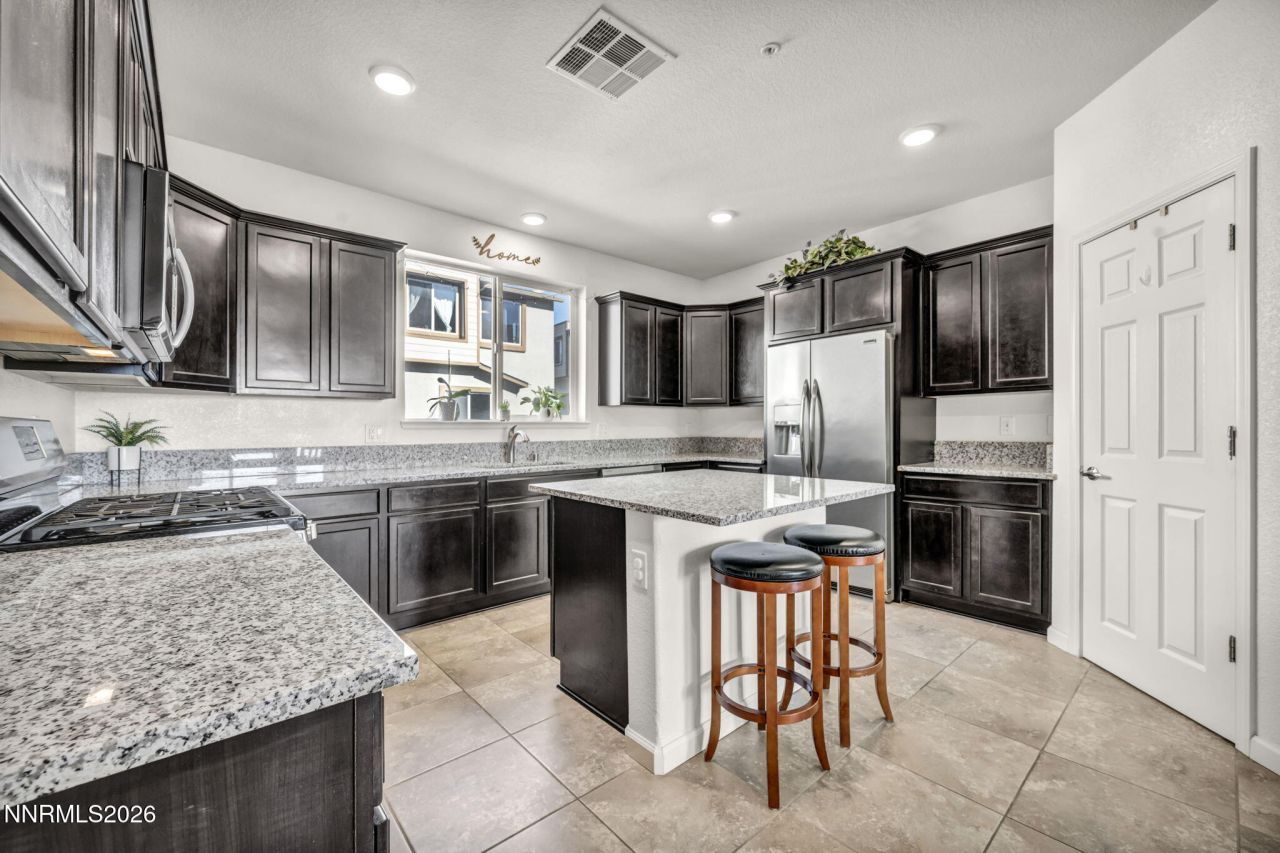 3201 Sterling Ridge Circle, Sparks, NV 89431 Photo