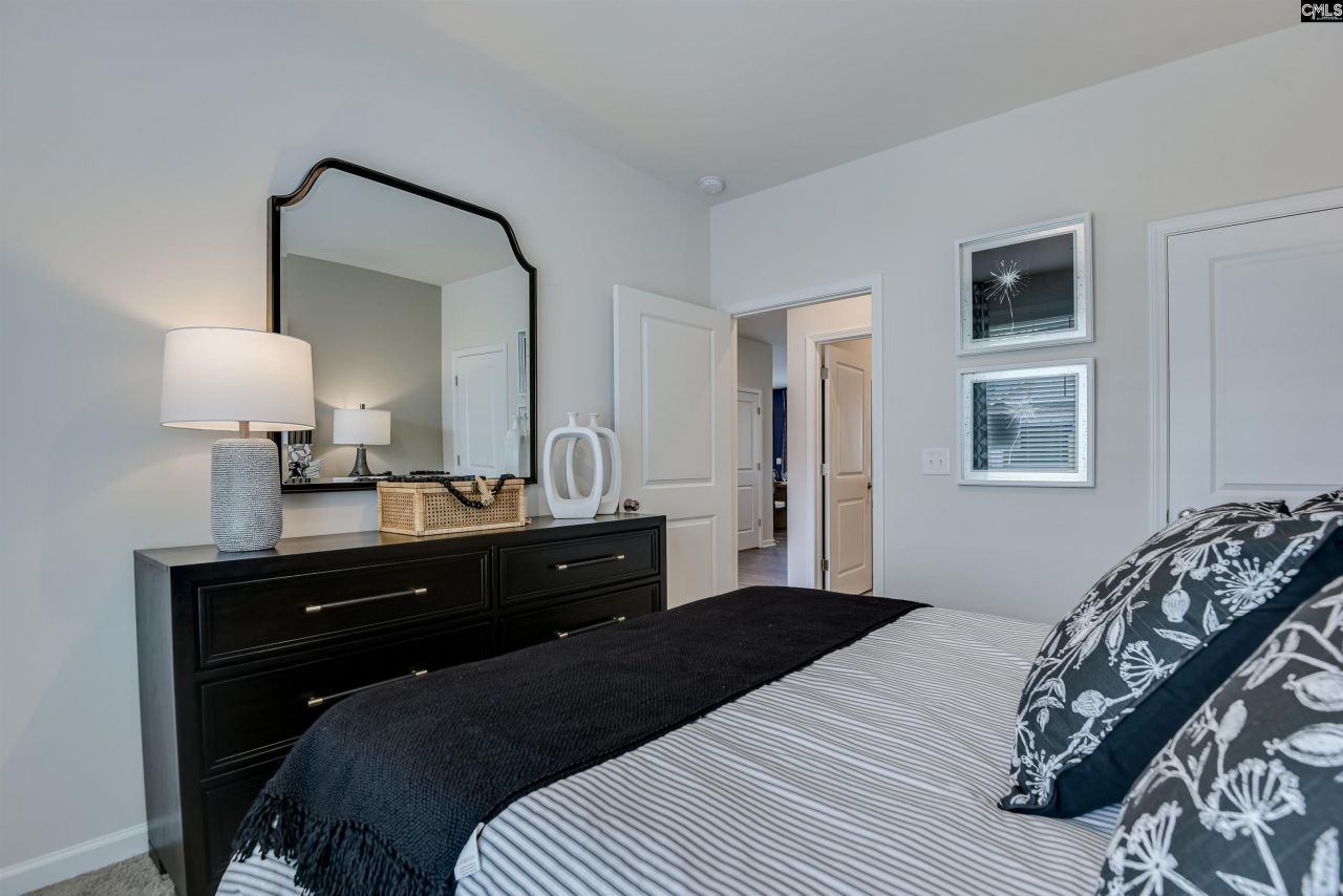 323 Ursus Drive  Photo 13